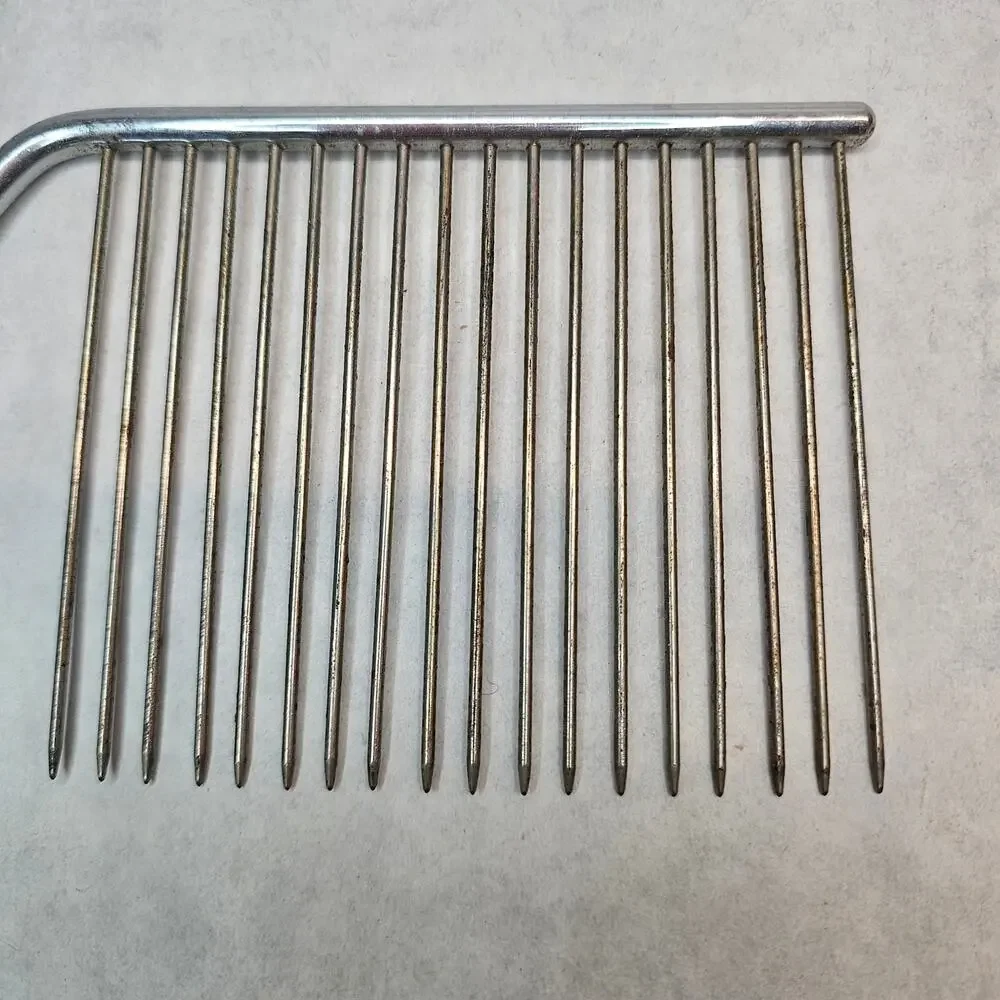 Vintage RED Bakelite Handle Angel Food  Cake Cutter Slicer Breaker Afro Pick